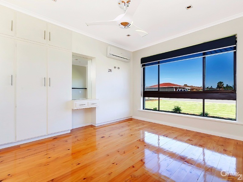 6 Jurs Avenue, North Haven SA 5018