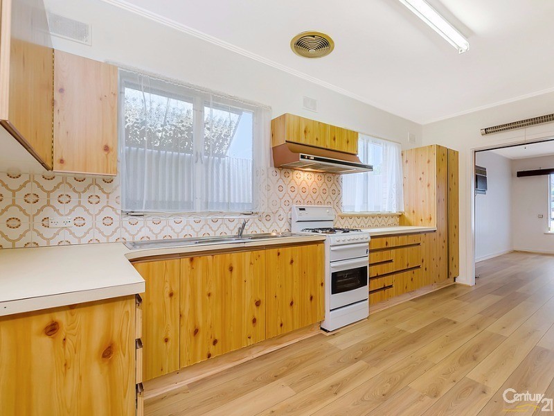 4 Lyon Street, Rosewater SA 5013