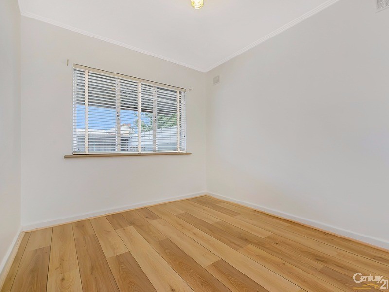 4 Lyon Street, Rosewater SA 5013