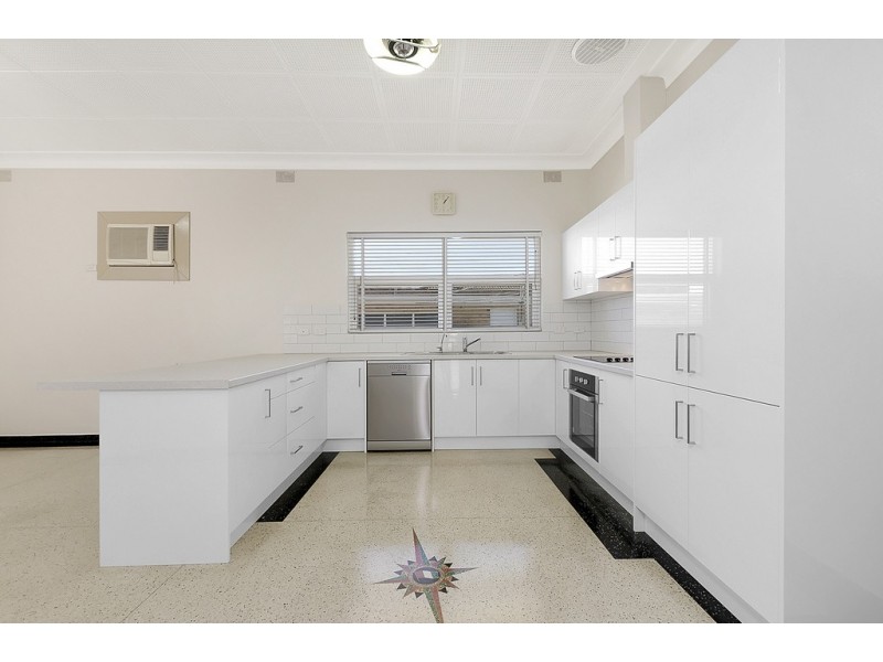 141 Hart Street, Glanville SA 5015