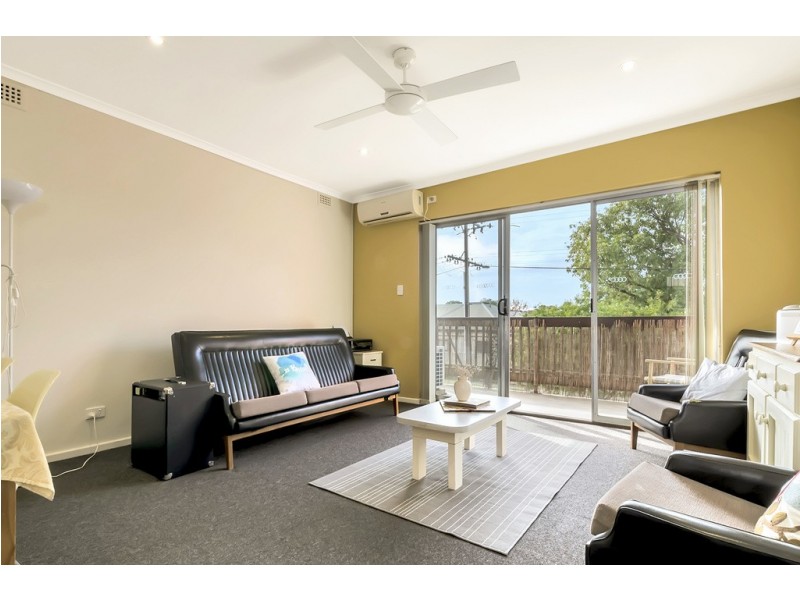 10/3 Henry Street, Rosewater SA 5013