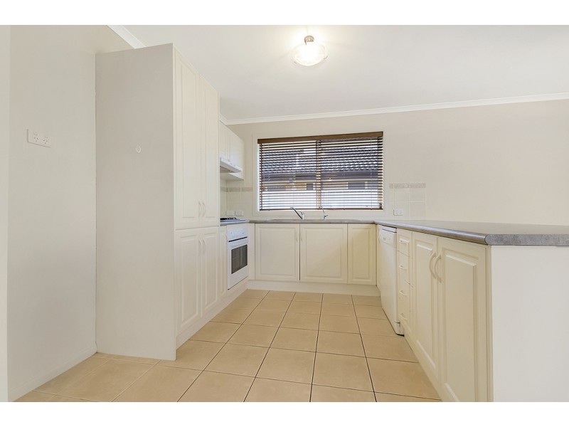 16 Lauren Drive, Paralowie SA 5108