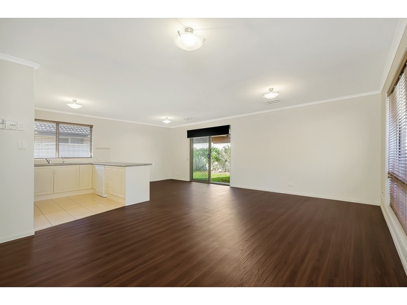 16 Lauren Drive, Paralowie SA 5108