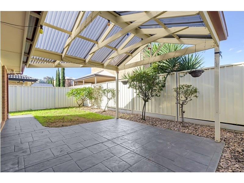 16 Lauren Drive, Paralowie SA 5108