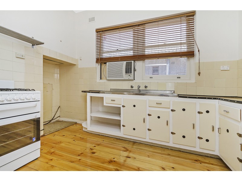 33 Balranald Avenue, Largs Bay SA 5016