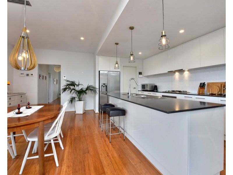 125A Military Road, Tennyson SA 5022