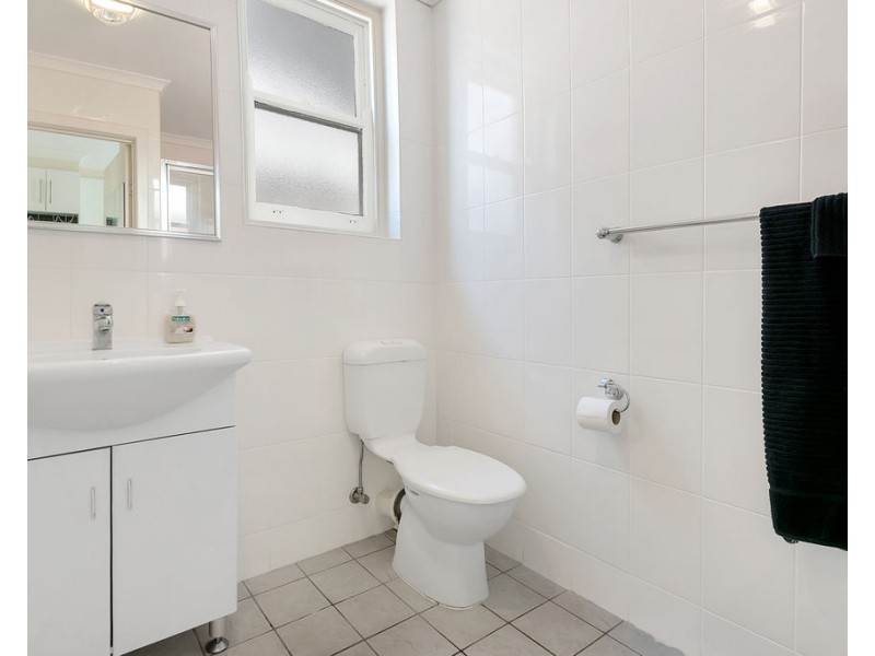 2/294 Military Road, Largs Bay SA 5016