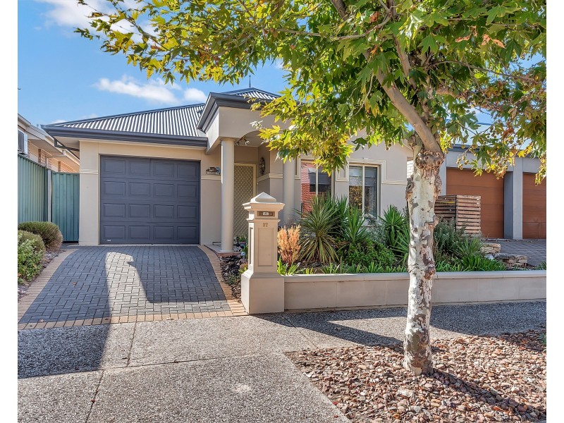 37 Grasswren Way, Mawson Lakes SA 5095