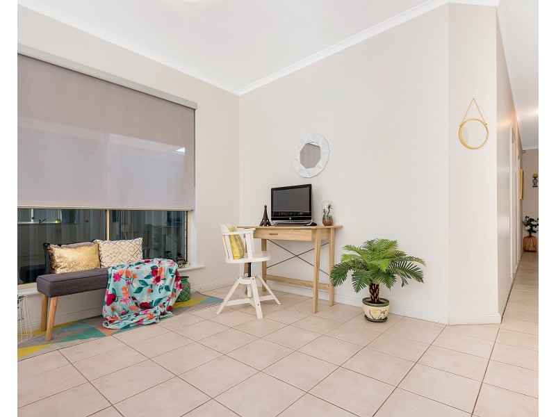 37 Grasswren Way, Mawson Lakes SA 5095