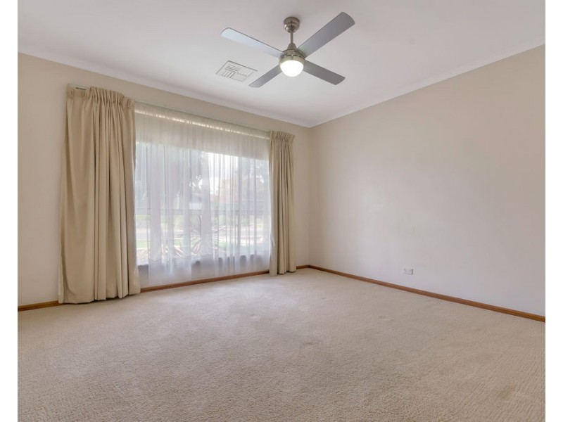 5 Grose Crescent, North Haven SA 5018