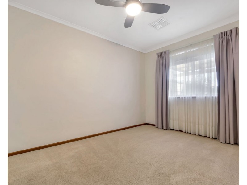 5 Grose Crescent, North Haven SA 5018