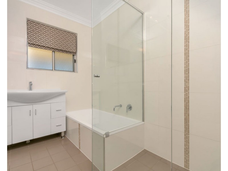 5 Grose Crescent, North Haven SA 5018