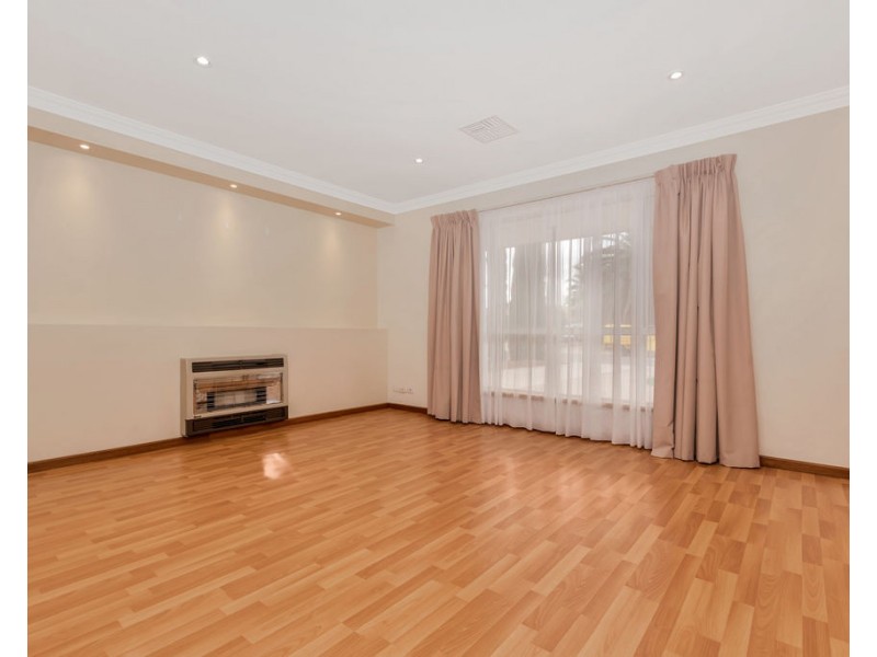 5 Grose Crescent, North Haven SA 5018