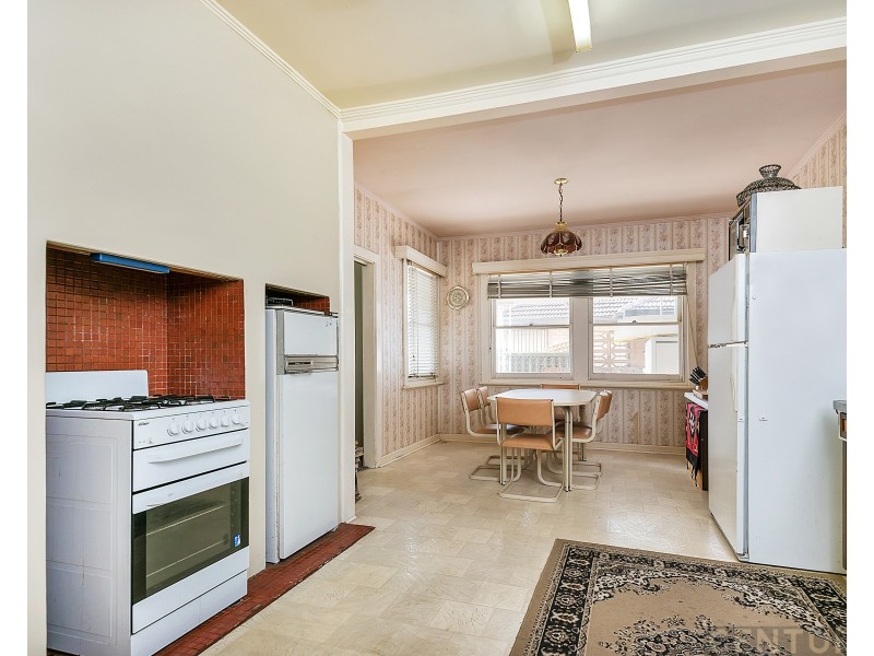 72 Strathfield Terrace, Largs North SA 5016