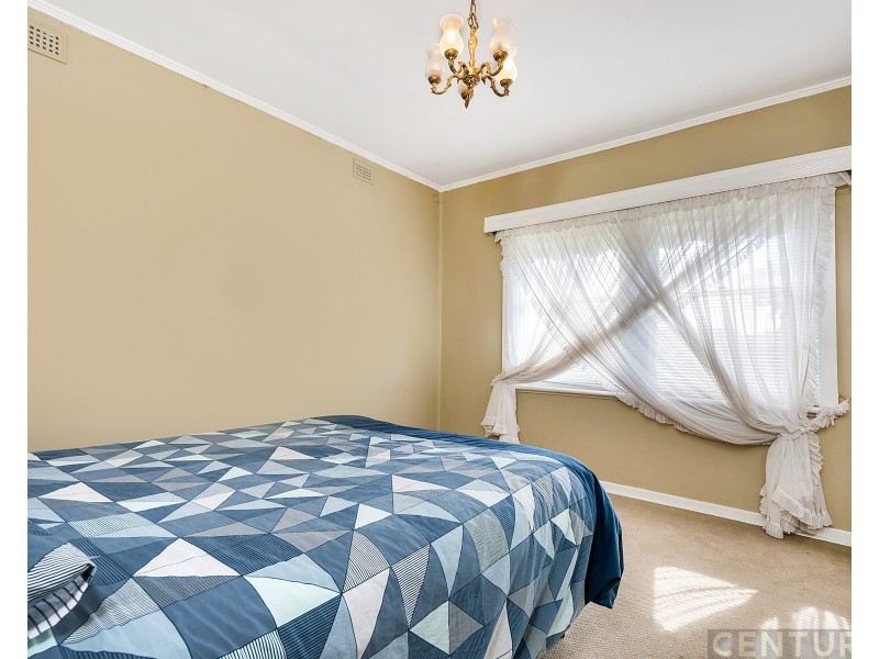 72 Strathfield Terrace, Largs North SA 5016