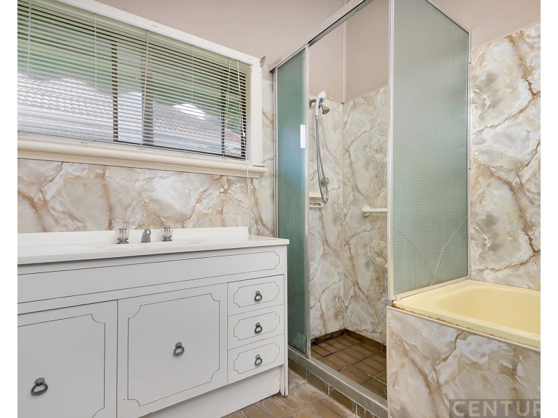 72 Strathfield Terrace, Largs North SA 5016