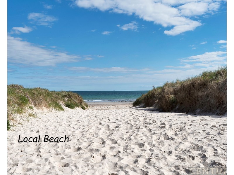 72 Strathfield Terrace, Largs North SA 5016