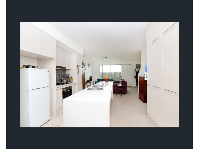 32 Karka Cove, New Port SA 5015