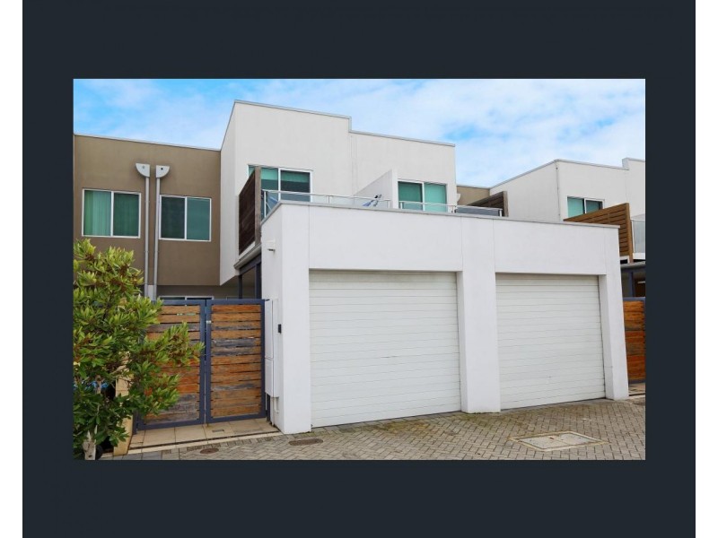 32 Karka Cove, New Port SA 5015