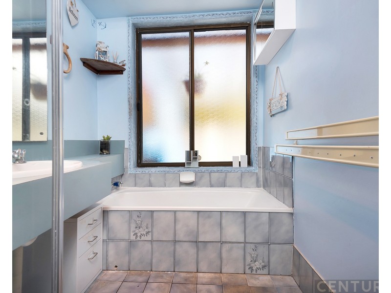 4 Meldrum Street, Trott Park SA 5158