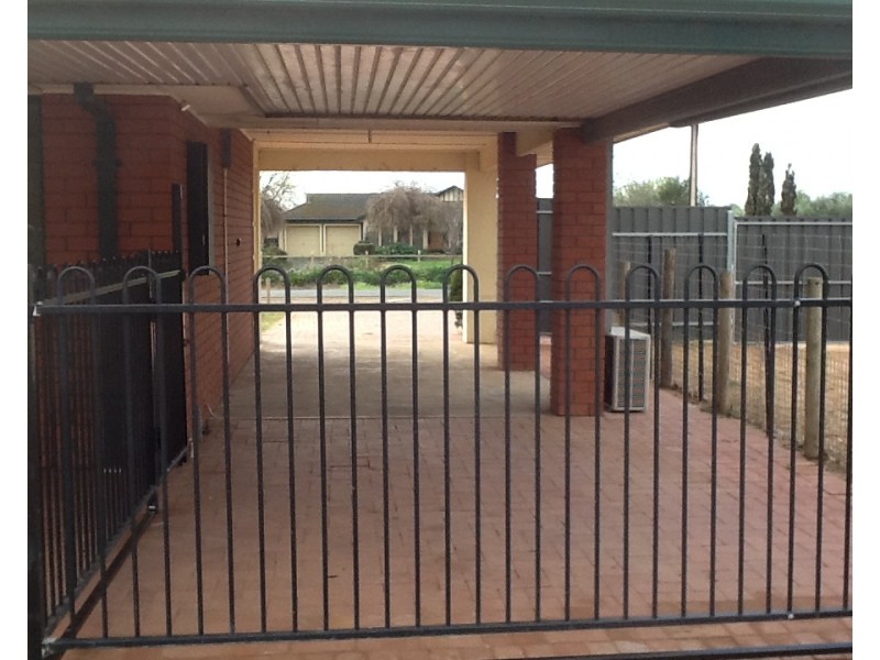 15 Carmelo Road, Buckland Park SA 5120