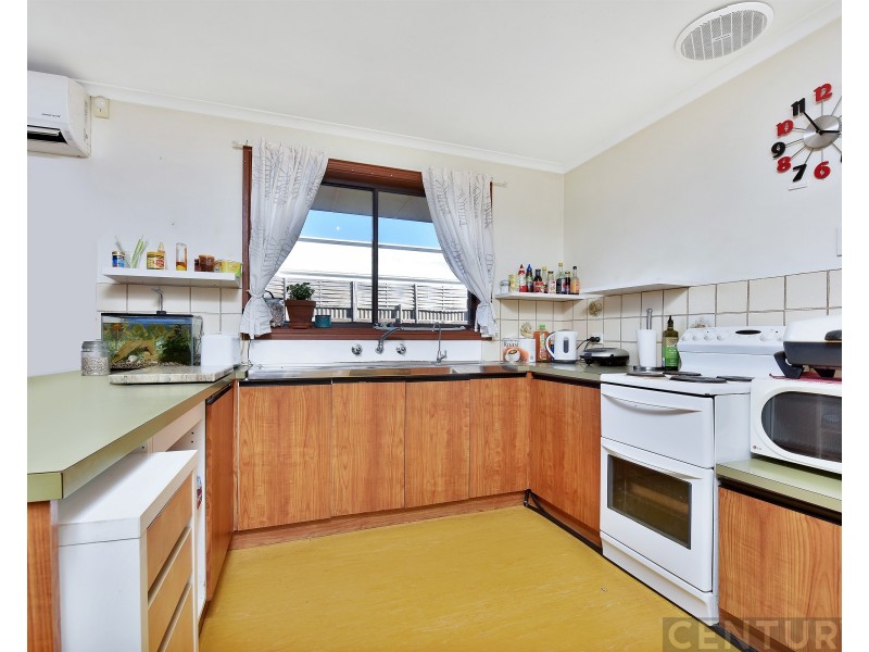 4 Whinnerah Avenue, Aldinga Beach SA 5173