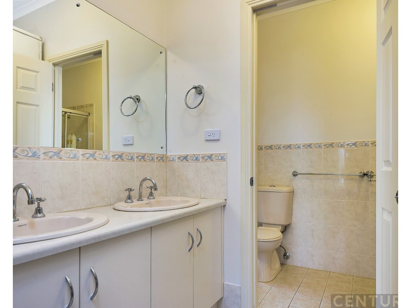 6 Newhaven Terrace, Burton SA 5110