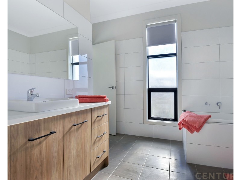 34 Malwa Street, Osborne SA 5017