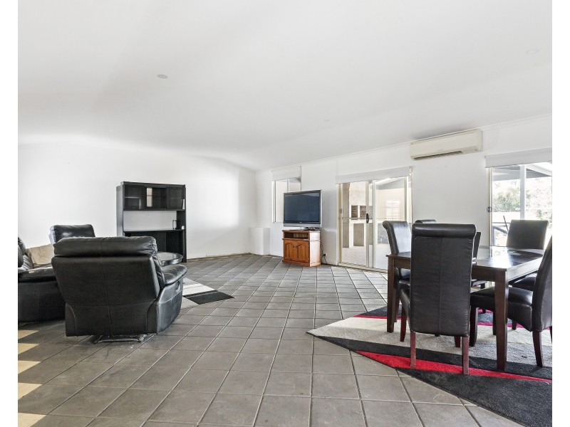 24 Hamilton Avenue, Osborne SA 5017