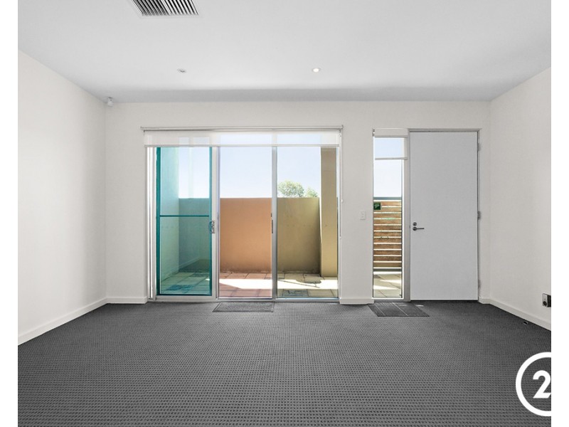 16 Karka Cove, New Port SA 5015