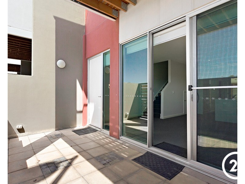 16 Karka Cove, New Port SA 5015