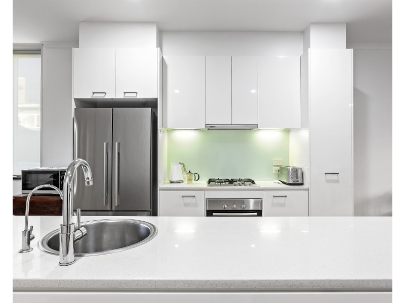 1 Kudlyo Close, New Port SA 5015