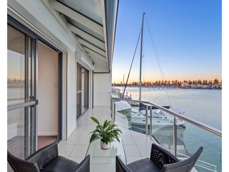 97 Gulf Point Drive, North Haven SA 5018