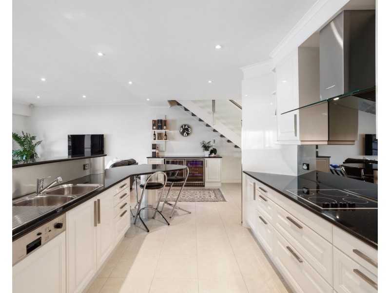 97 Gulf Point Drive, North Haven SA 5018