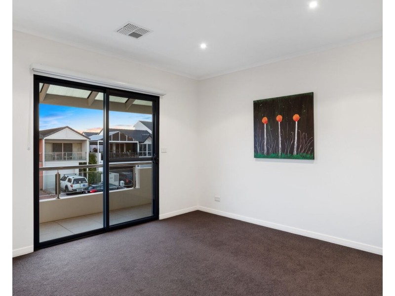 97 Gulf Point Drive, North Haven SA 5018