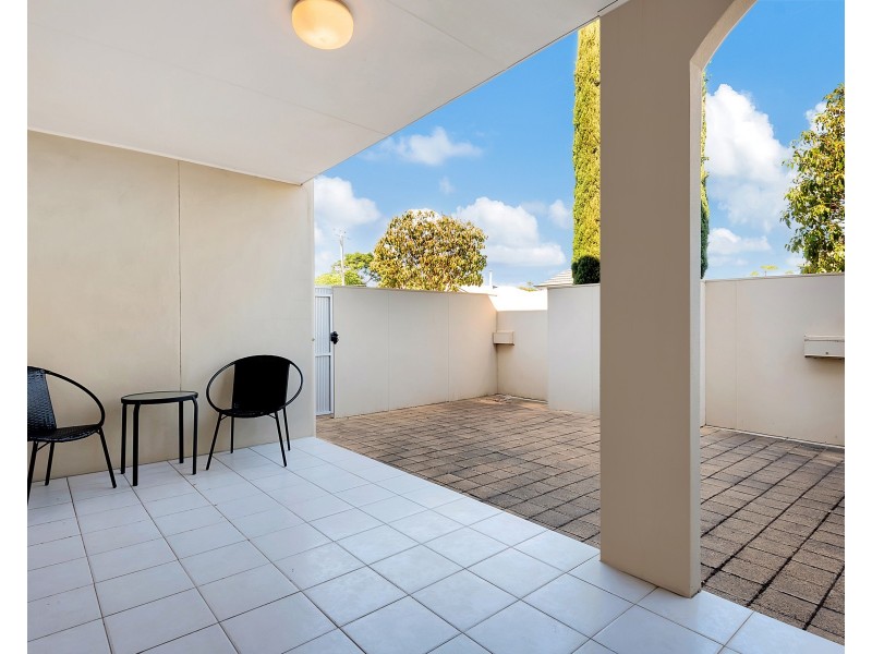 2/294 Military Road, Largs Bay SA 5016