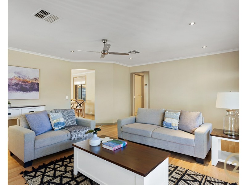 4  Graywood Court, North Haven SA 5018