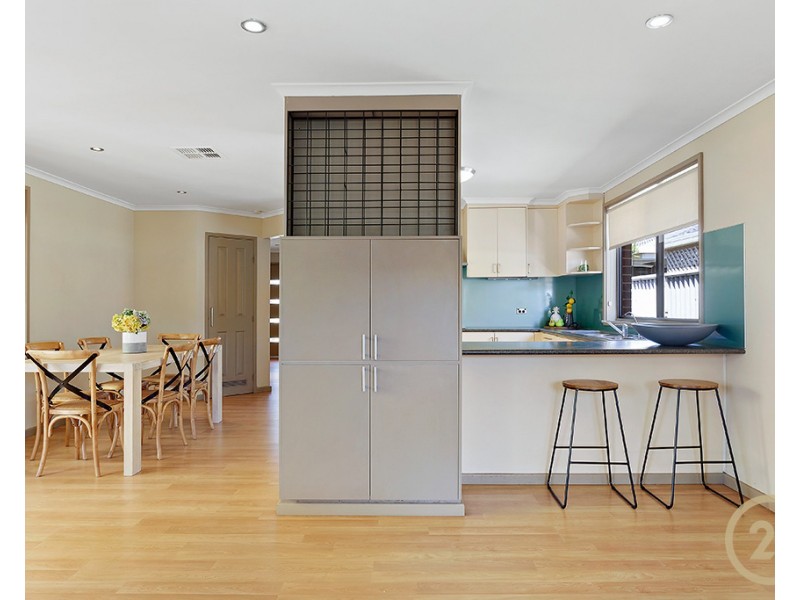 4  Graywood Court, North Haven SA 5018