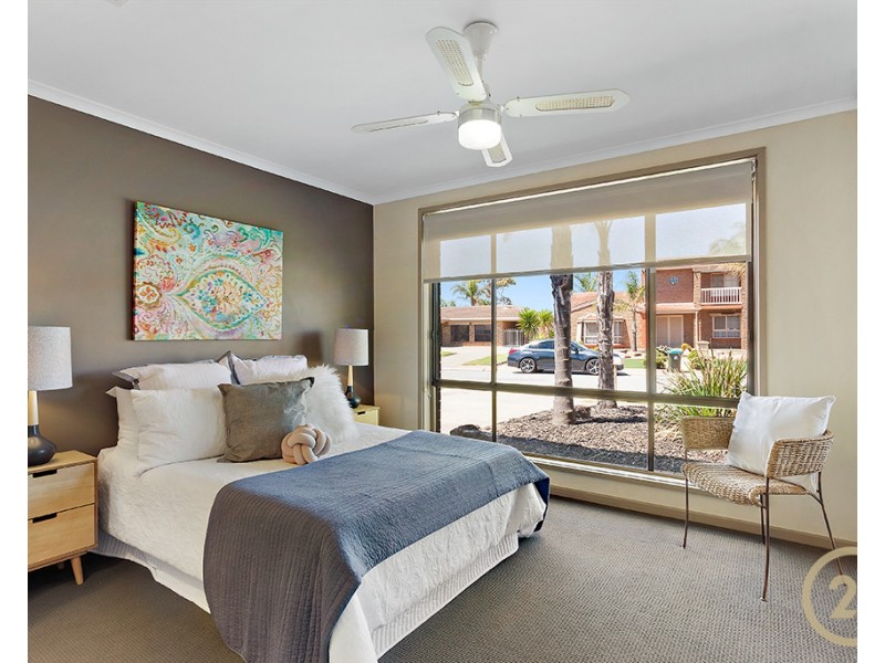 4  Graywood Court, North Haven SA 5018