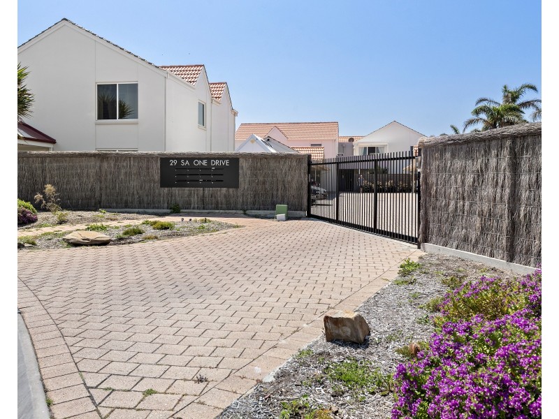 1/29 South Australia One Drive, North Haven SA 5018