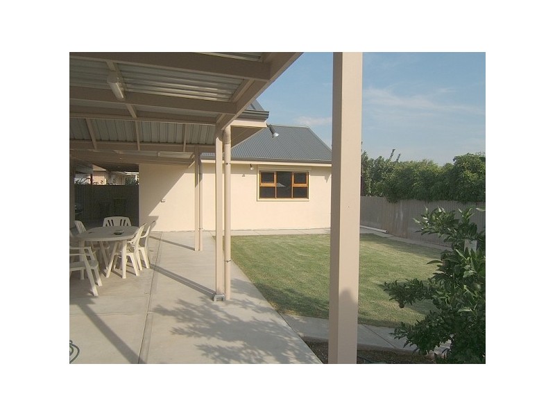 27 Wear Avenue, Marden SA 5070