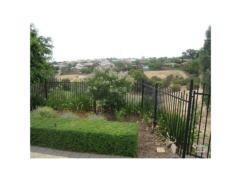 12 Mantua Court, Greenwith SA 5125