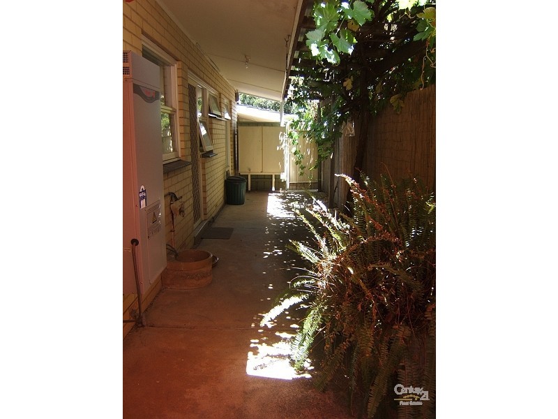 2/ 42 Third Avenue, St Morris SA 5068