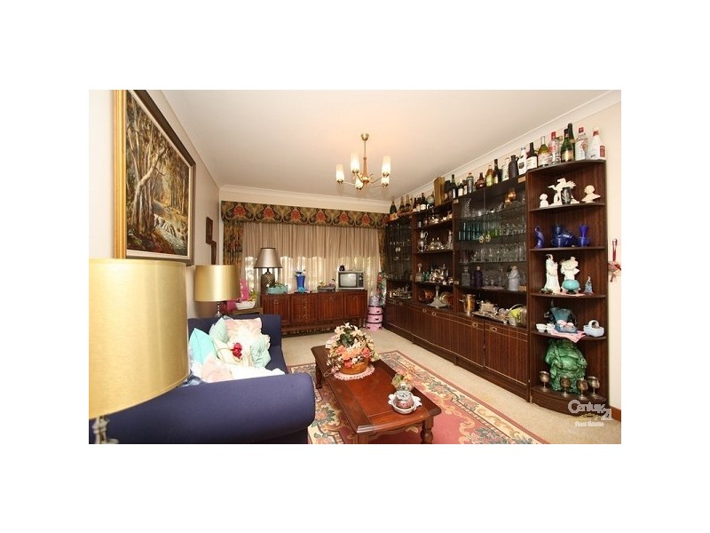 15 Pacific Parade, West Beach SA 5024