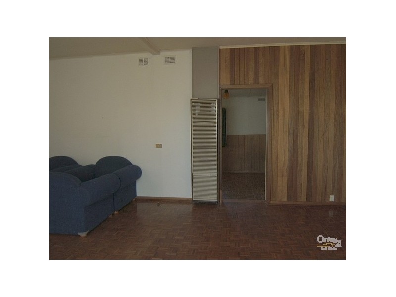 32 Denmead Avenue, Campbelltown SA 5074