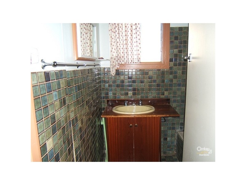 32 Denmead Avenue, Campbelltown SA 5074