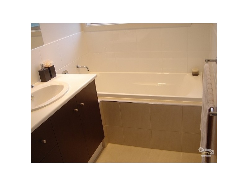 18B Teak Street, Campbelltown SA 5074