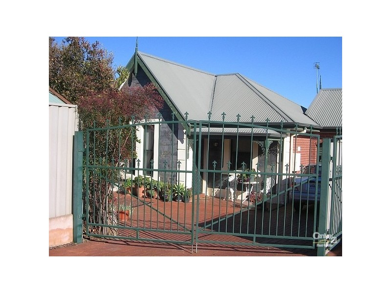 1B Gladstone Avenue, Magill SA 5072