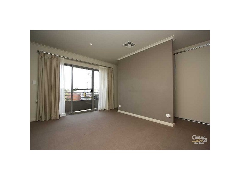 4/ 211 Findon Road, Findon SA 5023