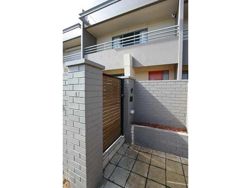 4/ 211 Findon Road, Findon SA 5023